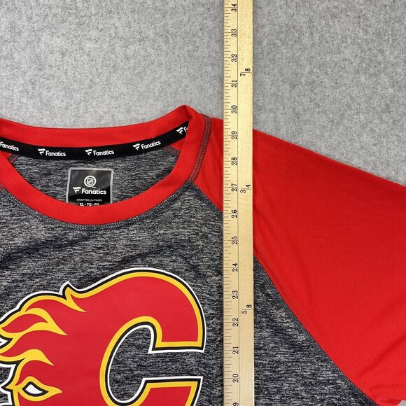 Fanatics Calgary Flames Mens XL Grey Red Athletic Wicking Stretch NHL TShirt - Picture 8 of 9